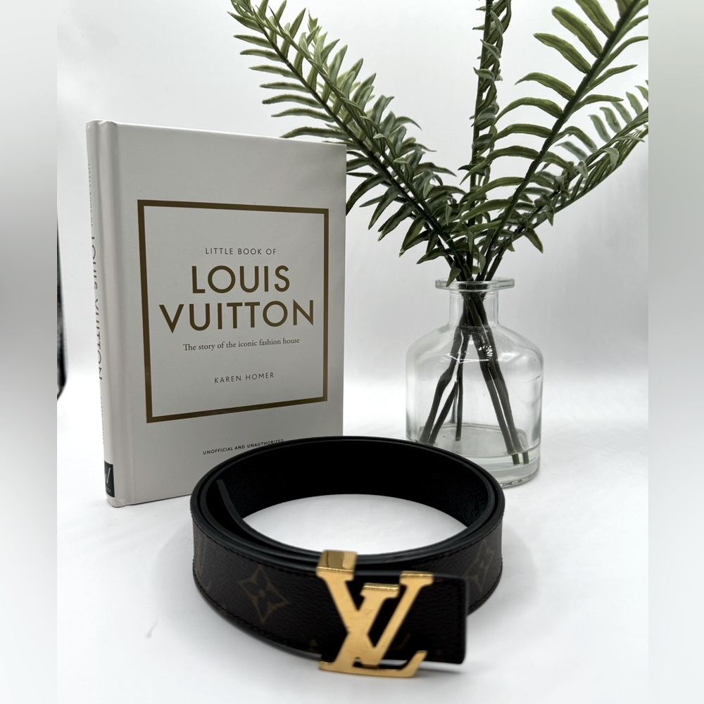 SOLD-Louis Vuitton Initial Monogram/Calfskin Reversible Belt 75cm/30 in - Picture 1 of 3